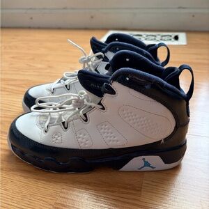 Jordan Kids White and Navy Sneakers